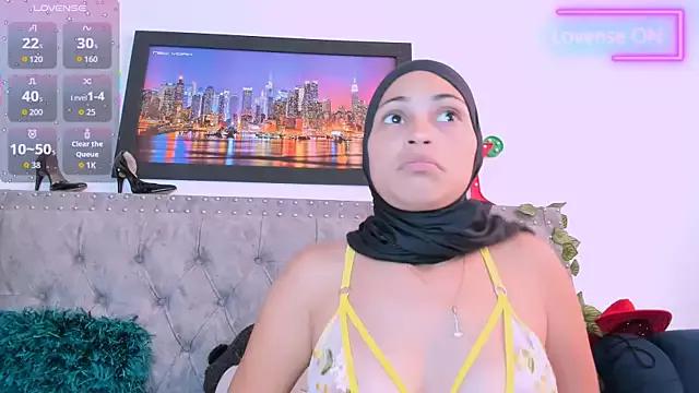 Nicole_nylee from StripChat is Freechat