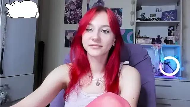 Nicole_Wildfire from StripChat is Freechat