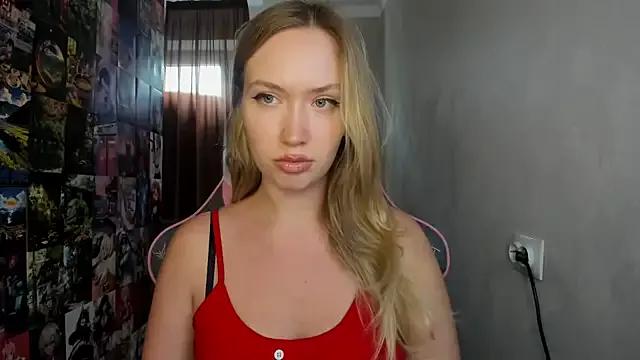 NicoleRiccii from StripChat is Freechat