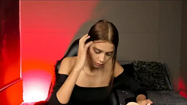 nicolvibes_212 from StripChat is Freechat