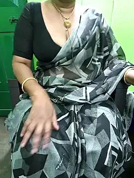 niiveditha from StripChat