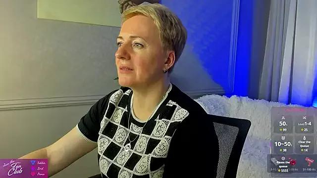 Nika_Smit from StripChat is Freechat