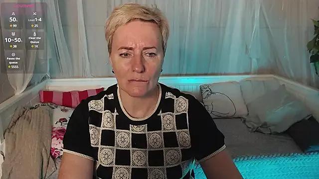 Nika_Smit from StripChat is Freechat