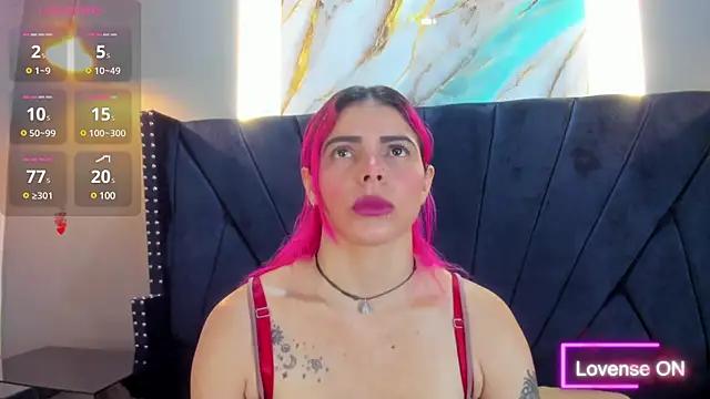 NIKI_SANTANA from StripChat