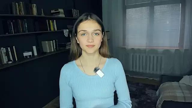 NikiCardle from StripChat is Freechat