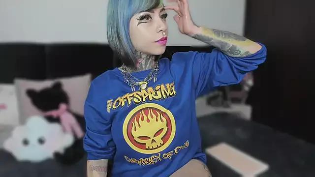 NikkiRamone from StripChat