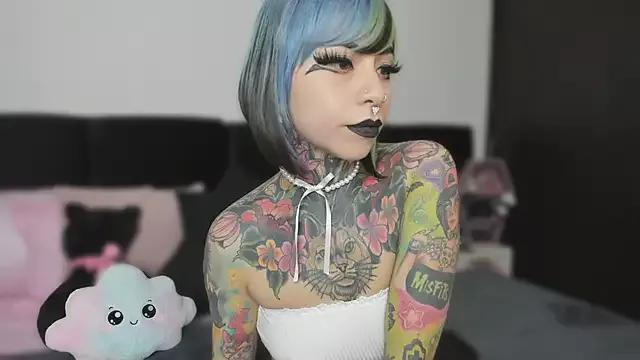 NikkiRamone from StripChat