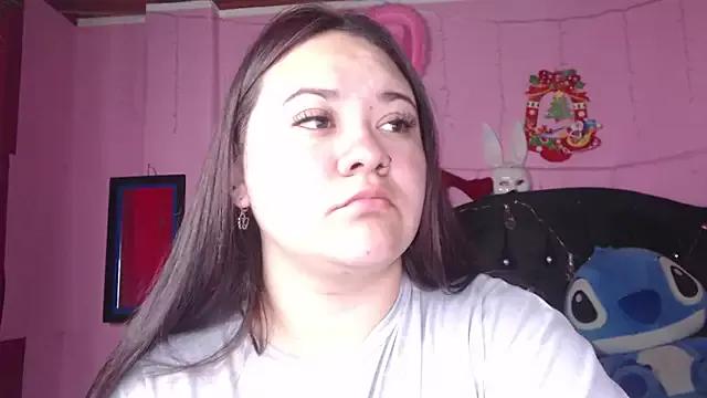 NikkiRous_ from StripChat