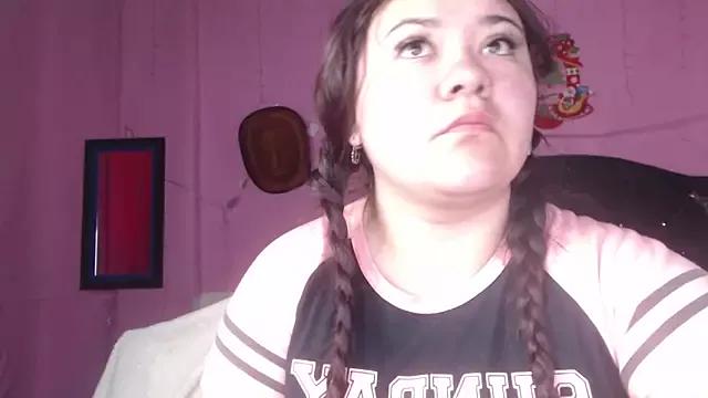 NikkiRous_ from StripChat