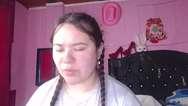 NikkiRous_ from StripChat is Freechat