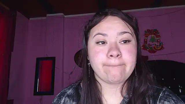 NikkiRous_ from StripChat