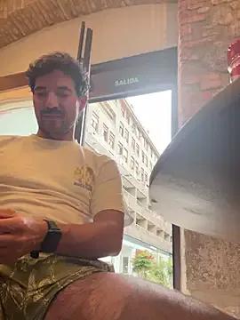 Nikolaj-pristino webcams show profile image 