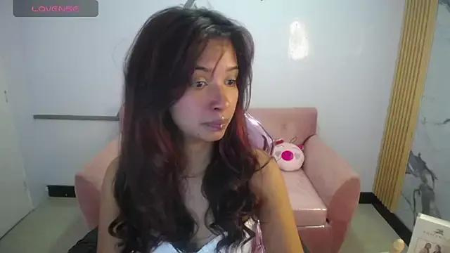 Nilia_ch webcams show profile image 