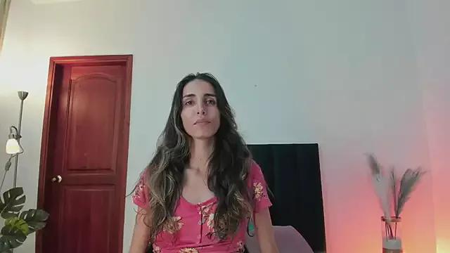 Nina_Cavaali from StripChat