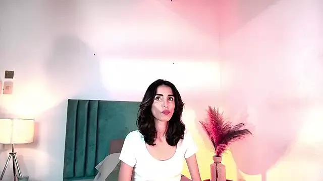 Nina_Cavaali from StripChat