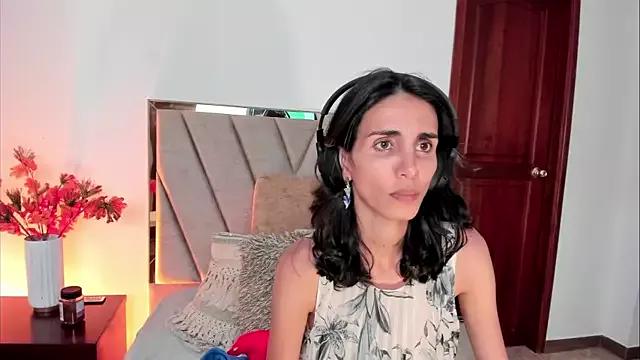 Nina_Cavaali from StripChat