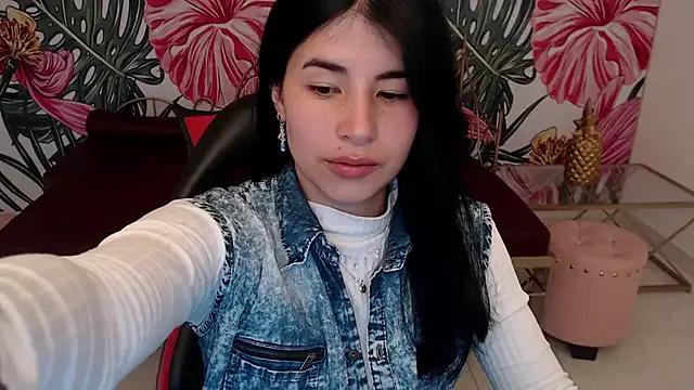 Nina_harper_ from StripChat