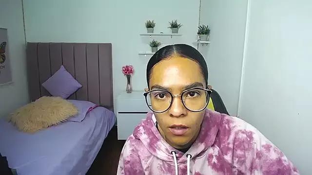 Nina_lovee_ from StripChat