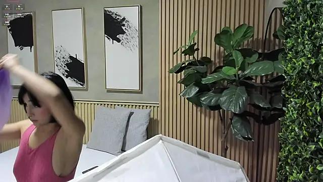 nina_soul from StripChat