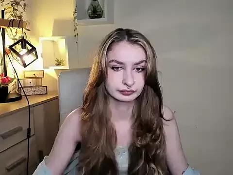 NinaBlond1 from StripChat