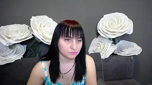 NinaFlawlees from StripChat