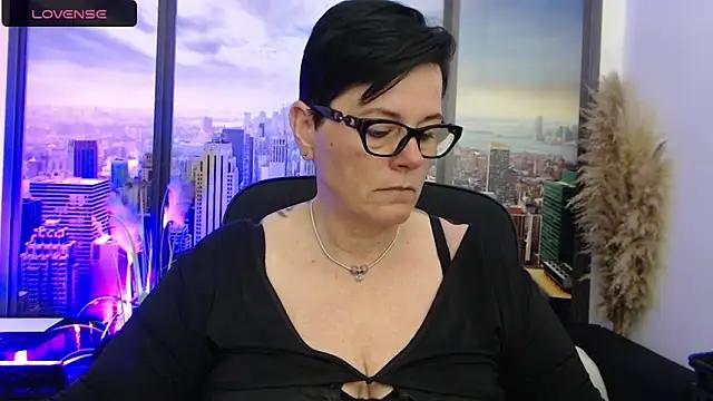 ninarandmann from StripChat