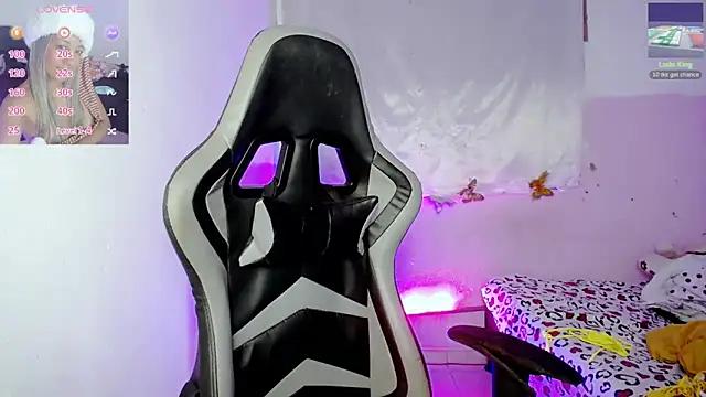 Dirty chat webcam: explore liveshows with versed models, from laying bare to fetishes, in a variety of sexy free adult webcams.