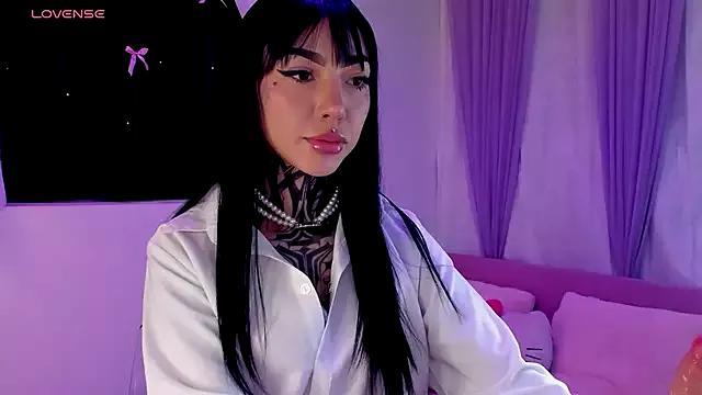 NinaVall from StripChat