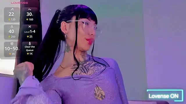 NinaVall from StripChat
