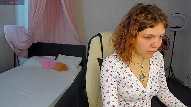 ninel_munell from StripChat is Freechat