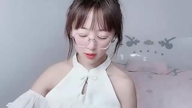 nini_a from StripChat