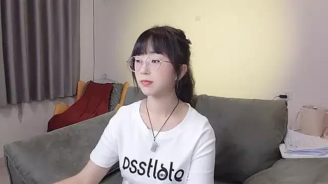nini_a from StripChat