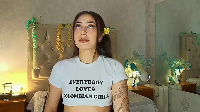 nini_love01 from StripChat