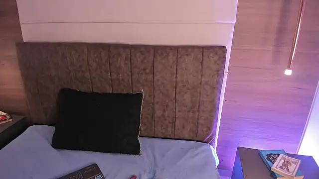 nini_morgan from StripChat