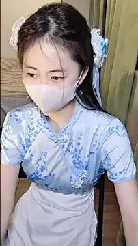 Ninii-b from StripChat
