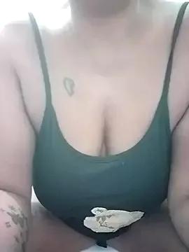 Ninus7 from StripChat is Freechat