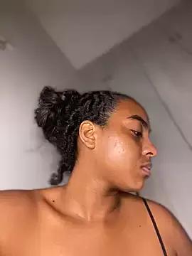 Nisaa_ webcams show profile image 