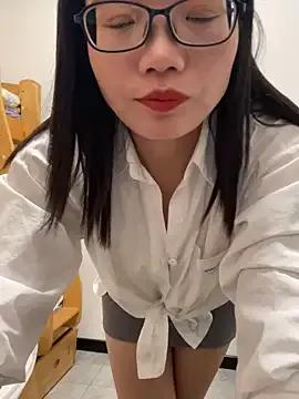 Nlen_baby from StripChat is Freechat