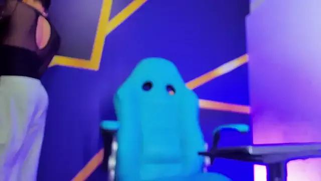 Dirty chat webcam: explore liveshows with versed models, from laying bare to fetishes, in a variety of sexy free adult webcams.