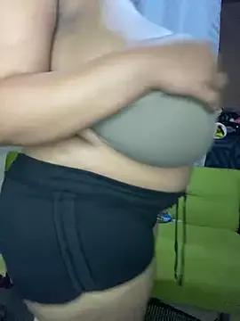 NonoGotBoobies from StripChat