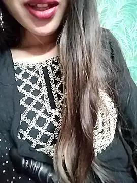 Noor_Darliing from StripChat