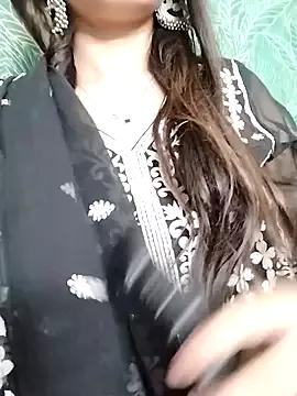 Noor_Darliing from StripChat