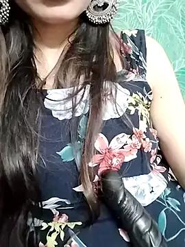 Noor_Darliing from StripChat