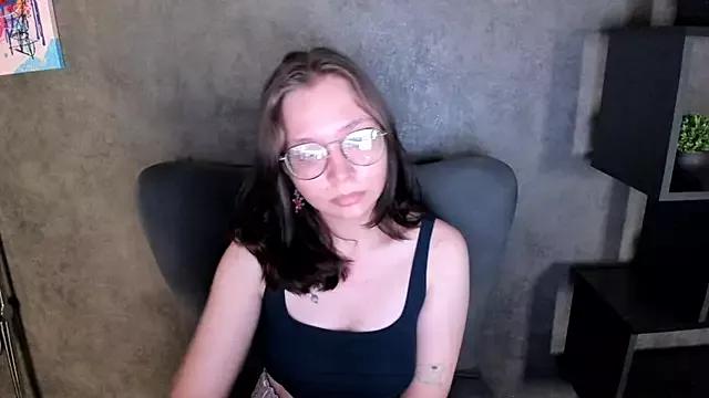 Noora_Moore from StripChat is Freechat