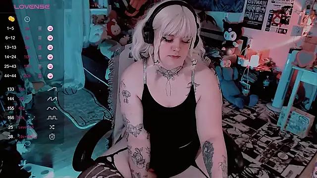 noori__hope from StripChat