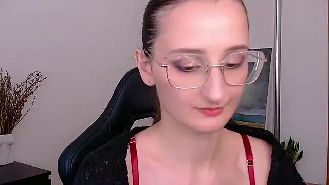 Nova_Mystic webcams show profile image 