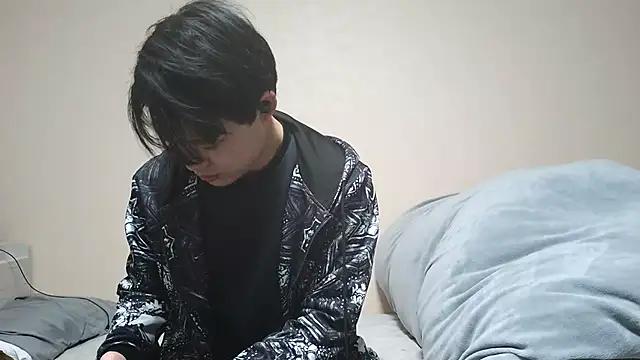 nunnun00 from StripChat