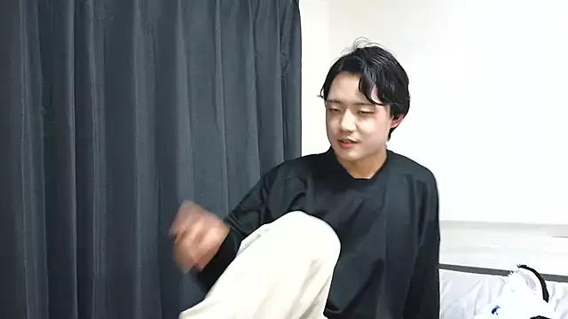 nunnun00 from StripChat