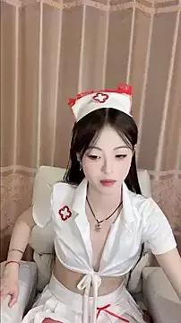 nuonuo321 from StripChat