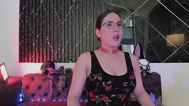 Obsidian_mistress from StripChat is Freechat